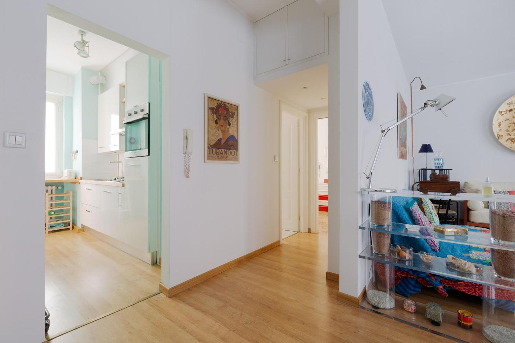 Milan-Linate Apartment With Balcony ภายนอก รูปภาพ